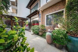 Suiyu·West Lake (Sudi Branch) Hotel in Hangzhou