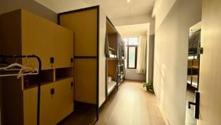 Zhenheju Youth Hostel (Hangzhou Gongchenqiao East Subway Station Branch) Hotel in Hangzhou