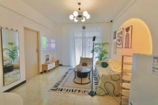 Juanlian Lake View Cinema Hotel (Zhuji Wanda Plaza Branch) Hotel in Hangzhou