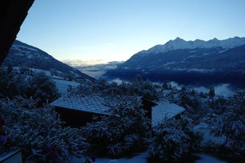 B&B Lo VAN - Camere al Verde Villaggio di Rumiod Hotel in Aosta Valley, Italy