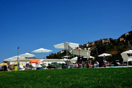 Short-Lets vista piscina Hotel in Molise, Italy