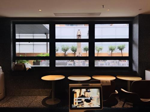 Dayin Serene Garden Hotel -Shanghai Hongqiao North Xinjing Metro Station -Large Social Area -Bar -Ca Hotel in Shanghai