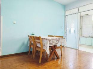 Spacious Mansion Cooking Gathering Three-Bedroom Homestay (Linyi Airport Convention Center Branch) Hotel in Jiangsu