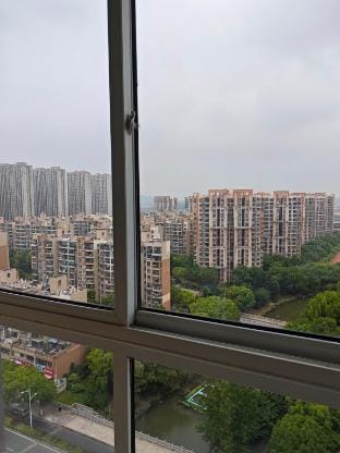 Pengcheng Homestay (Nanjing Pukou University Town Taifeng Road Subway Station Branch) Hotel in Nanjing