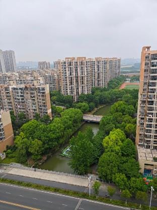 Pengcheng Homestay (Nanjing Pukou University Town Taifeng Road Subway Station Branch) Hotel in Nanjing