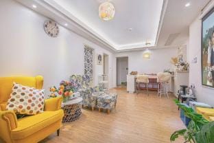 Dajia Xiaosu B&B (Hangzhou Olympic Sports Expo City Expo Center Metro Station Branch) Hotel in Hangzhou