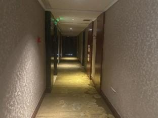 Small Town Homestay (Jiaxing Bailian Shopping Center Branch) Hotel in Suzhou