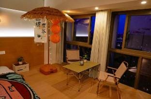Mo Shiguang Homestay (Nanjing Liuhe Fenghuangshan Park Metro Station Branch) Hotel in Nanjing