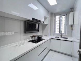 Danhai Ju Homestay (Poly Sea Roland Building 10 Unit 1 Branch) Hotel in Jiangsu