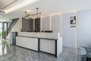 Homeinn Yiju Hotel (Shanghai Hongqiao Hub National Convention Center Xinfeng Middle Road Branch) Hotel in Shanghai