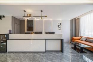 Homeinn Yiju Hotel (Shanghai Hongqiao Hub National Convention Center Xinfeng Middle Road Branch) Hotel in Shanghai