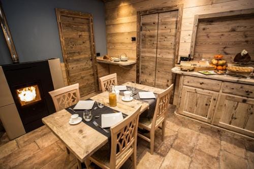 Alpine Rooms Guesthouse Hotel in Breuil-Cervinia