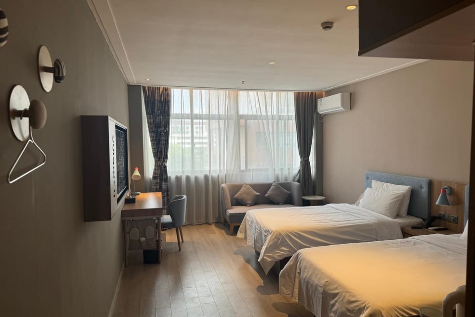 Guestroom