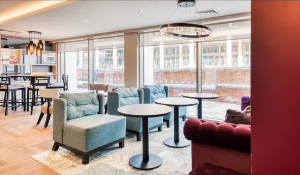 Premier Inn Banbury Town Centre - Castle Quay Hotel in Banbury