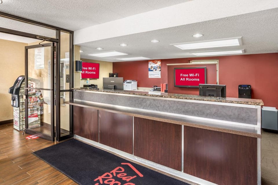 Red Roof Inn Tinton Falls - Jersey Shore Hotel in Tinton Falls