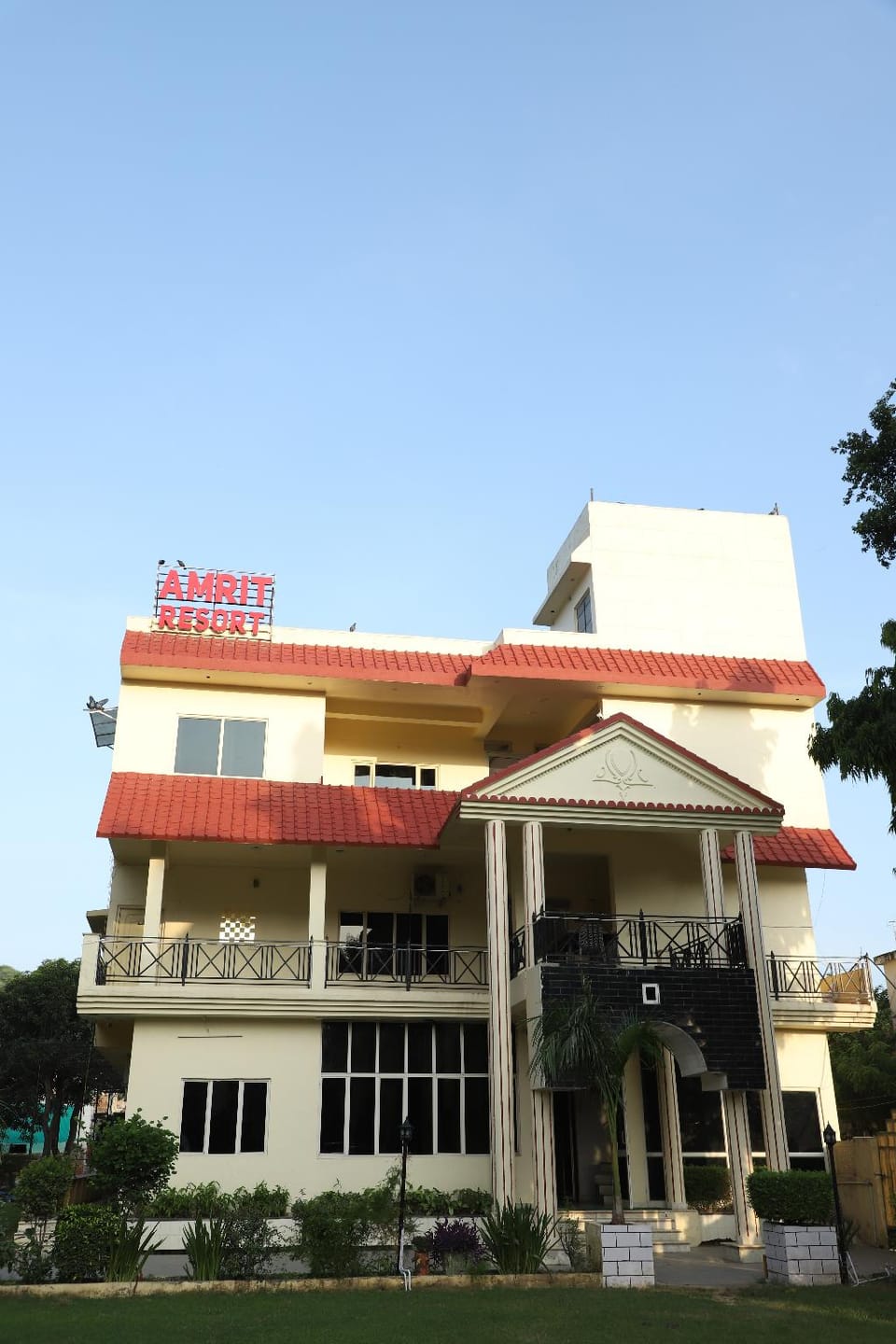 Amrit resort Hotel in Rajasthan