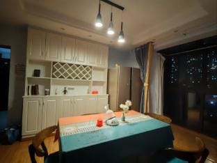 Youju Homestay (Huaqiao Jishan Metro Station Branch) Hotel in Shanghai