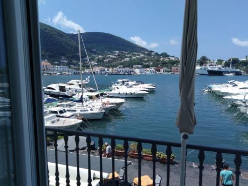 Casa Vacanze Riva Destra Hotel in Ischia