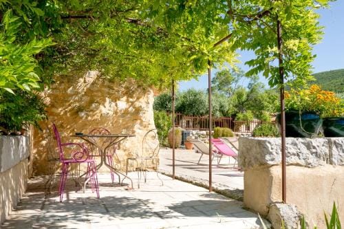 Fontdecounet Hotel in Provence-Alpes-Côte d'Azur