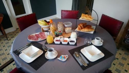 Frenes B&B Hotel in Normandy