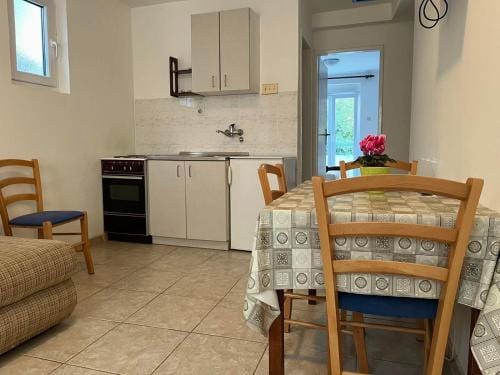Apartments and Room MV Hotel in Budva Municipality