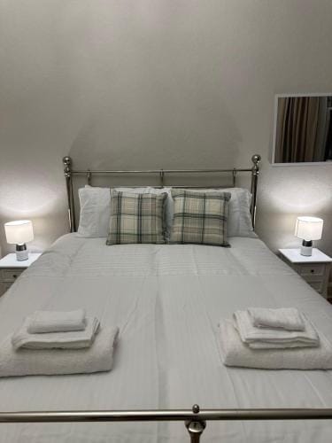 Luxury King Room In the Heart Of Edinburgh Hotel in Edinburgh
