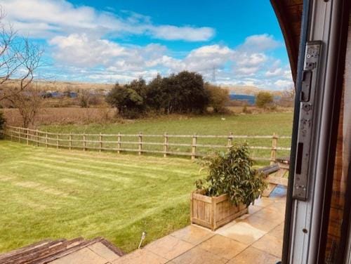 Jacob's Den Cosy pod with hot tub Lodge in Wales