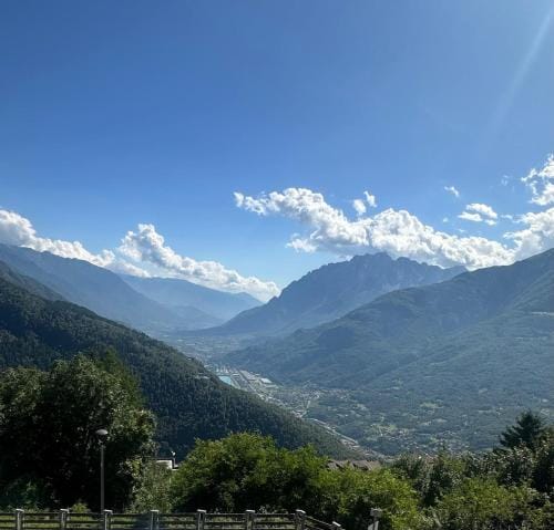 Foresteria Sopra Le Nuvole Hotel in Province of Brescia