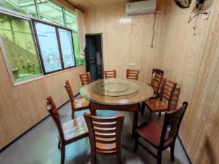 Junhe Shanshe Homestay Hotel in Zhejiang