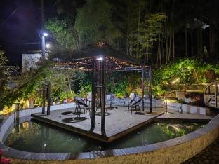 Lanshan Yuexi Homestay Hotel in Zhejiang