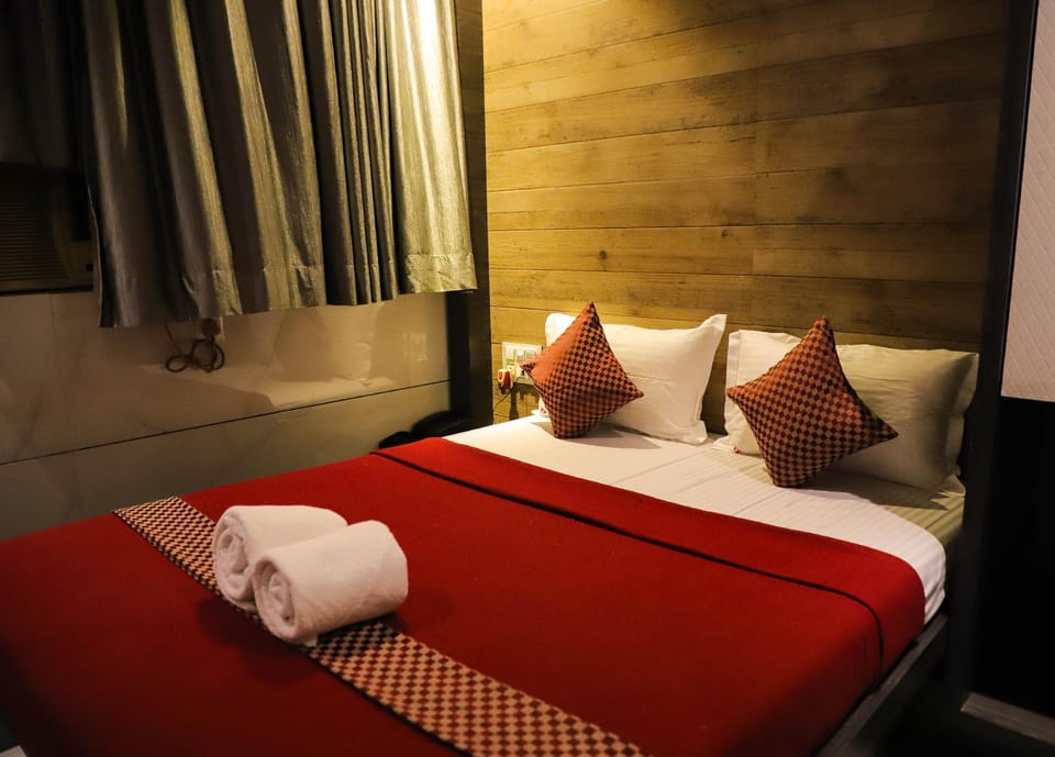 Shree Residency Guest house Hotel in Maharashtra
