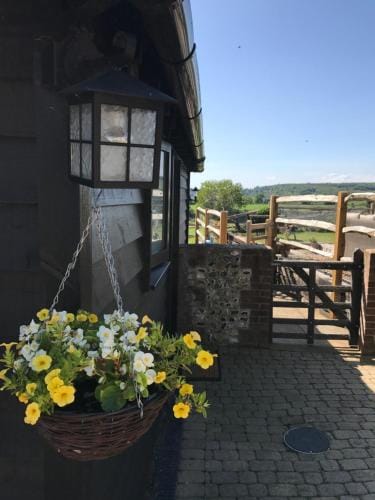 The Cow Hide Hotel in Arun District