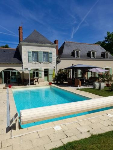 Le Manoir des Pres Hotel in Centre-Val de Loire