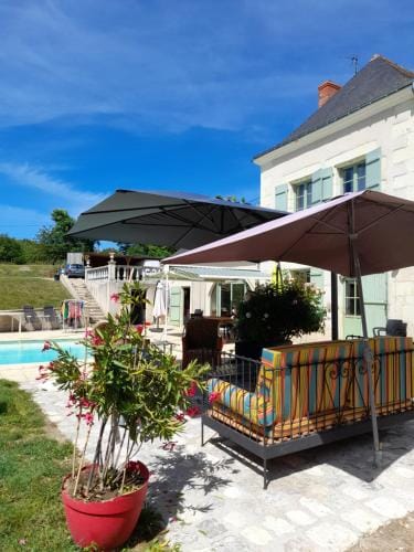 Le Manoir des Pres Hotel in Centre-Val de Loire