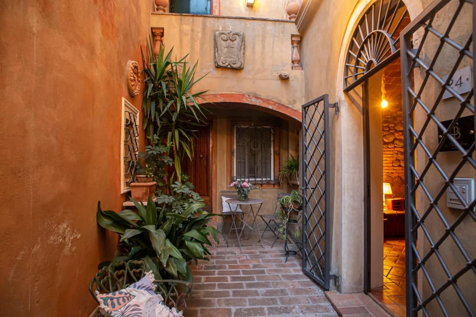 La Casetta Di Borgo Hotel in Tuscany