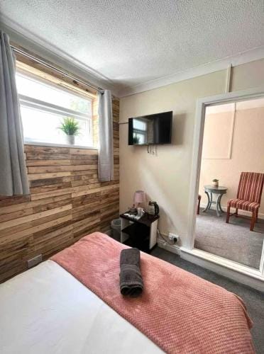 106 Brynmill - Room 3 Hotel in Wales