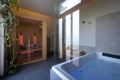 La Camelia Bianca B&B Hotel in Province of Massa and Carrara