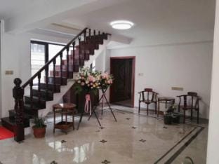 Huatingju Homestay Hotel in Zhejiang