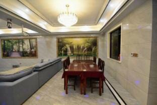 Xuanyi Homestay Hotel in Nanjing
