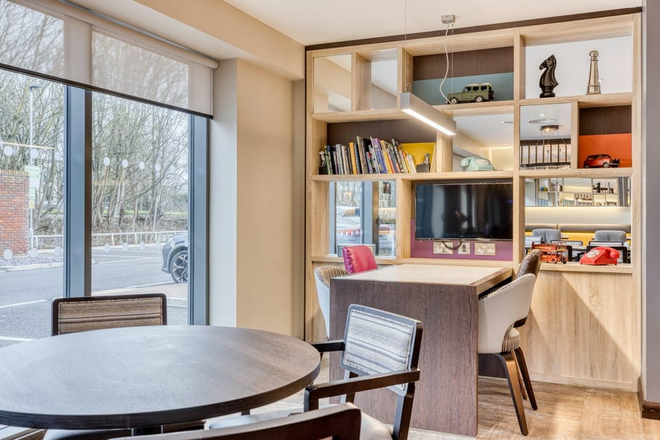 Premier Inn Abingdon - A34 Hotel in England