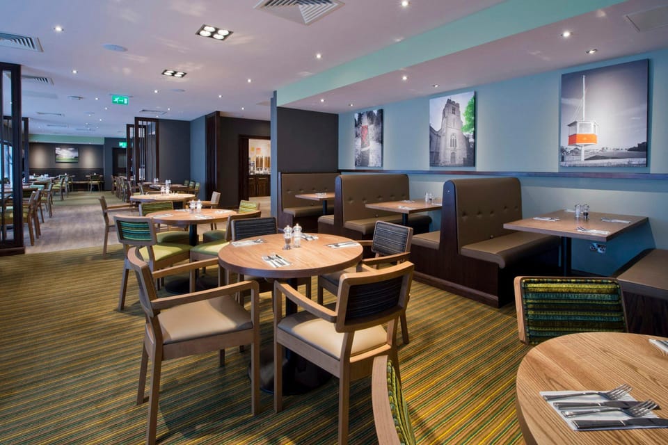 Premier Inn London Chiswick Hotel in Richmond