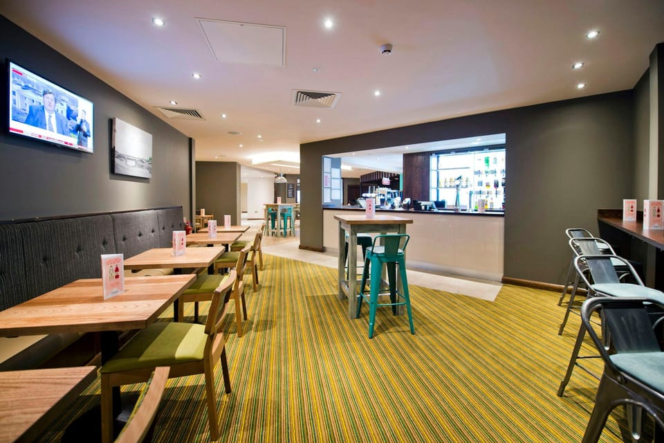Premier Inn London Chiswick Hotel in Richmond