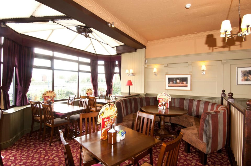 Premier Inn London Greenford Hotel in Wembley