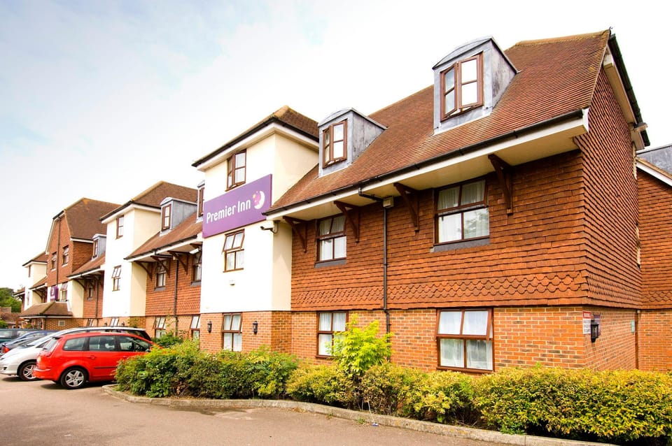 Premier Inn London Gatwick South Hotel in Crawley