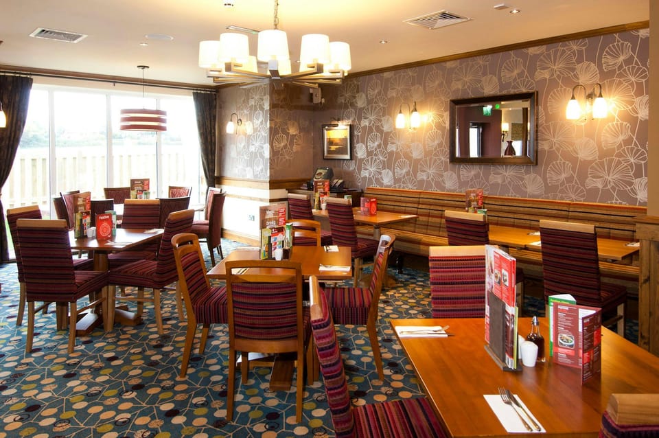 Premier Inn Exeter - M5 J29 Hotel in Exeter