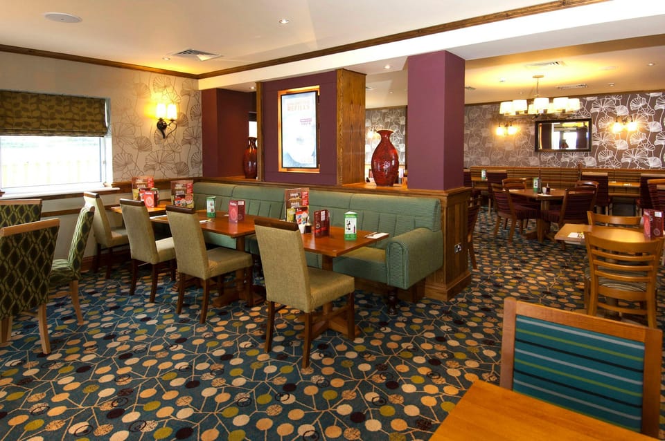 Premier Inn Exeter - M5 J29 Hotel in Exeter