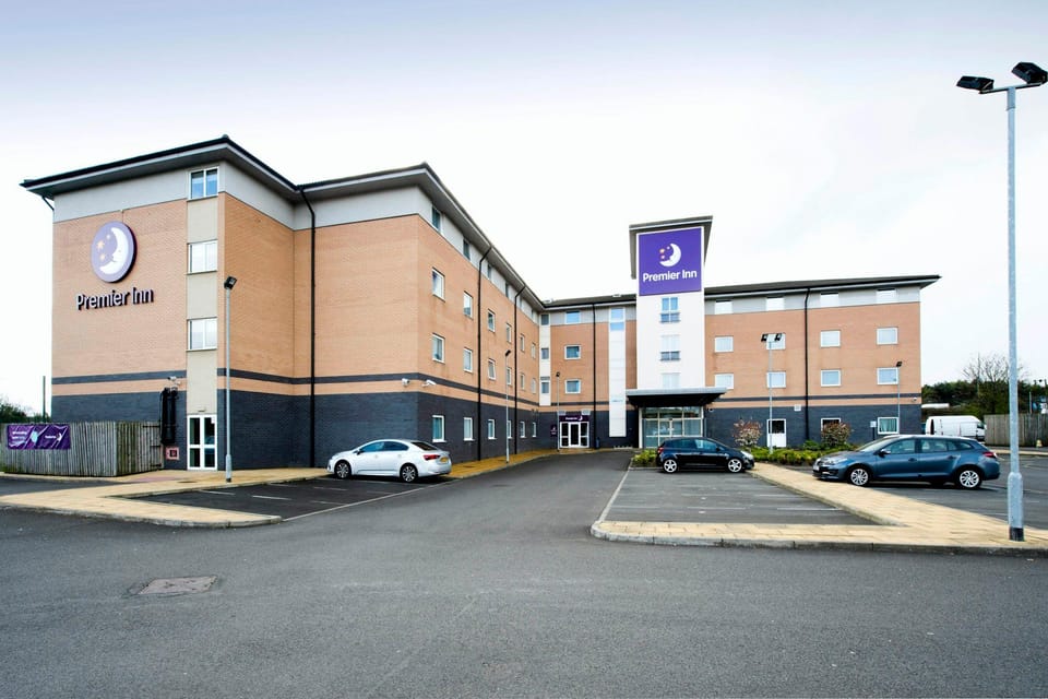 Premier Inn Glasgow Braehead Hotel in Paisley