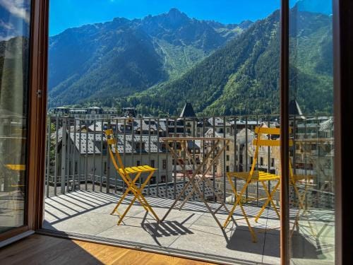 Le Yeti (4 Pers) Hotel in Chamonix
