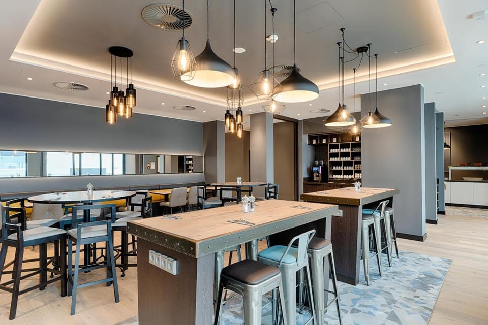 Bar/lounge