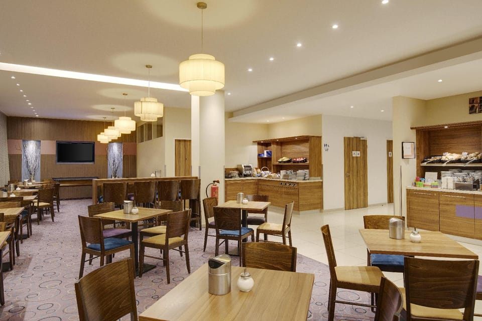 Premier Inn Hamburg City Alster Hotel in Hamburg